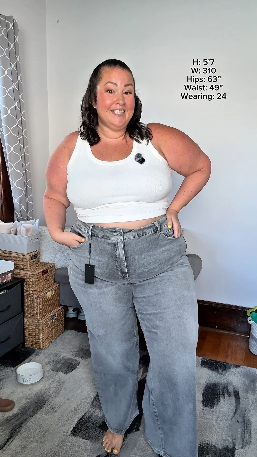 Plus size wide leg jean ✨ I think these are the best jeans I ever put on my body!! Perfect stretch. Wide leg. COMFORTABLE .👏🏼👏🏼

Plus size jeans 
Plus size wide leg jeans 
Plus size clothes

#LTKPlusSize