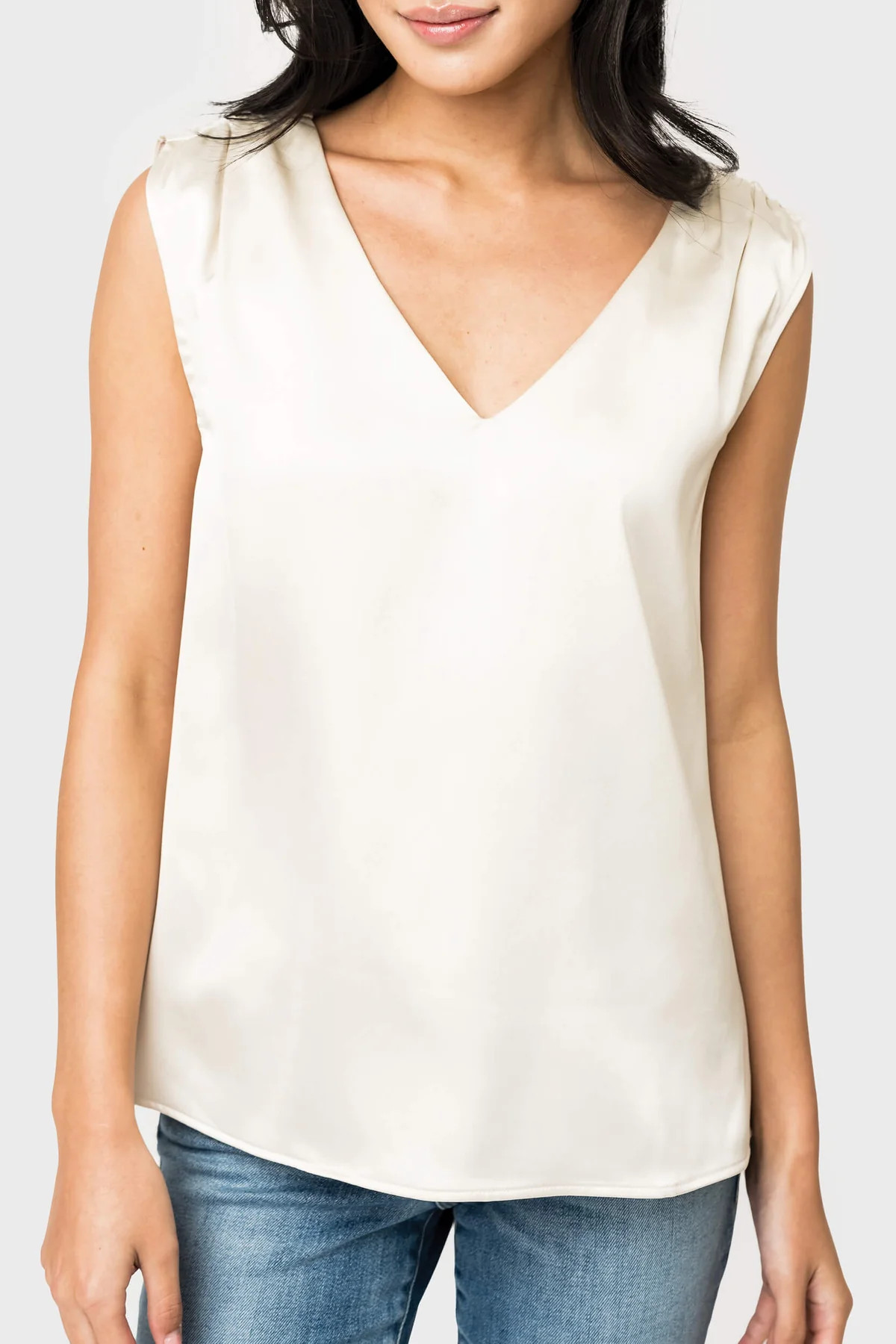 Reverly Cinched Detail Satin Top | Gibson