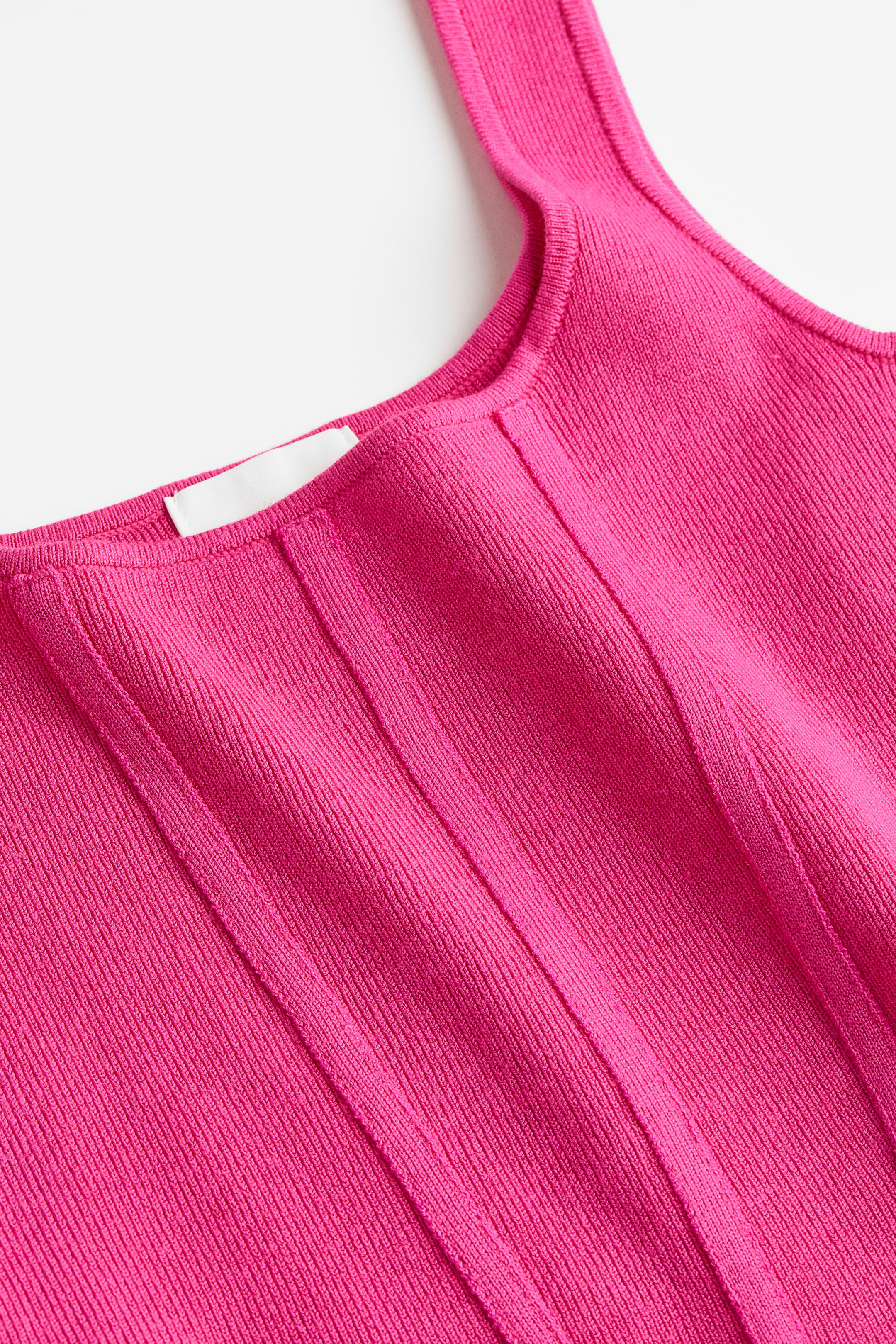 Korsagentop aus Feinstrick | H&M (DE, AT, CH, NL, FI)