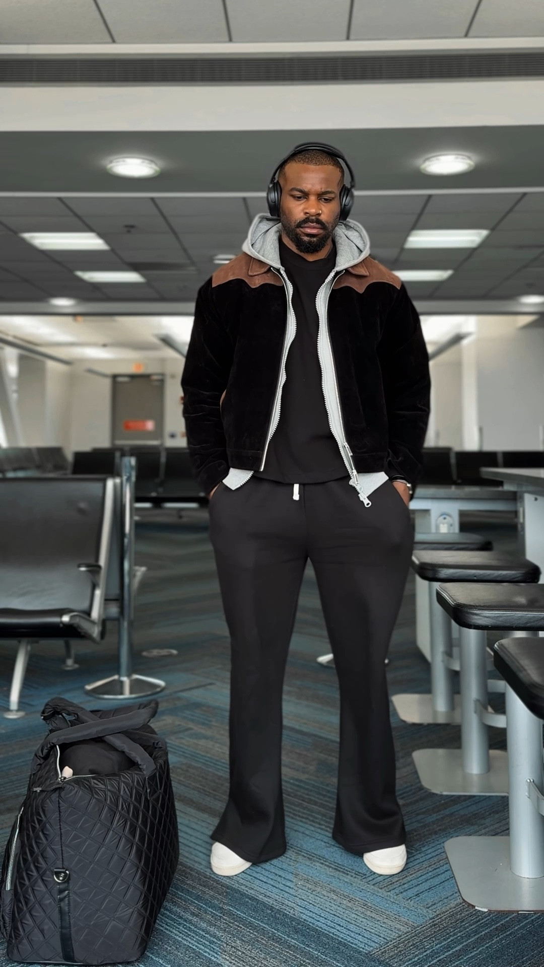 Between ports. #stylesbyslimster

#LTKMens #LTKTravel #LTKSeasonal