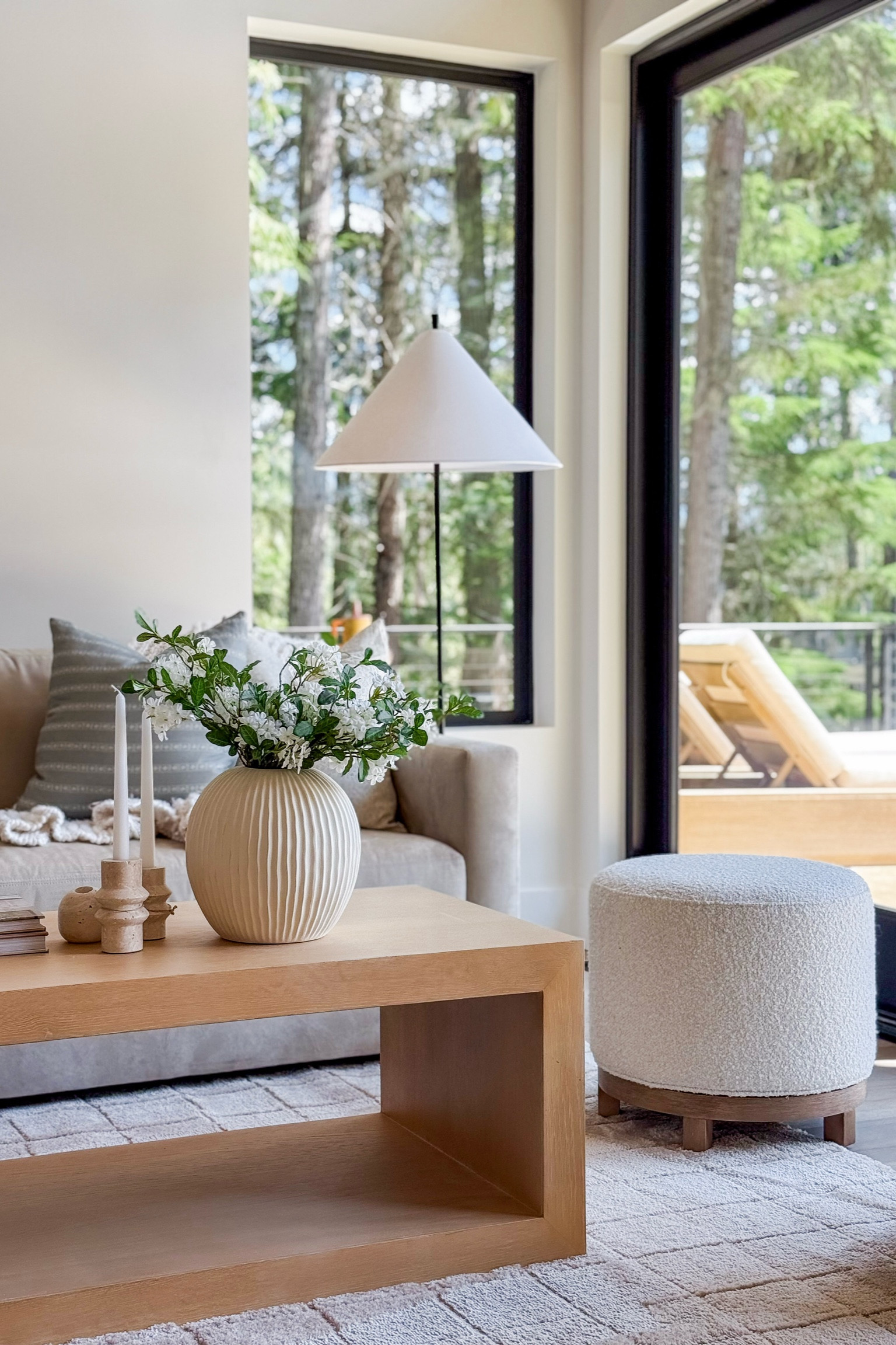 Living room views at the cabin!

Home, home decor, home finds, home accents, home favorites, living room, modern living room, modern lighting, coffee table, faux florals, area rug, neutral rug, ottoman, modern home, organic home, neutral home, chaise lounge chairs

#LTKSeasonal #LTKHome