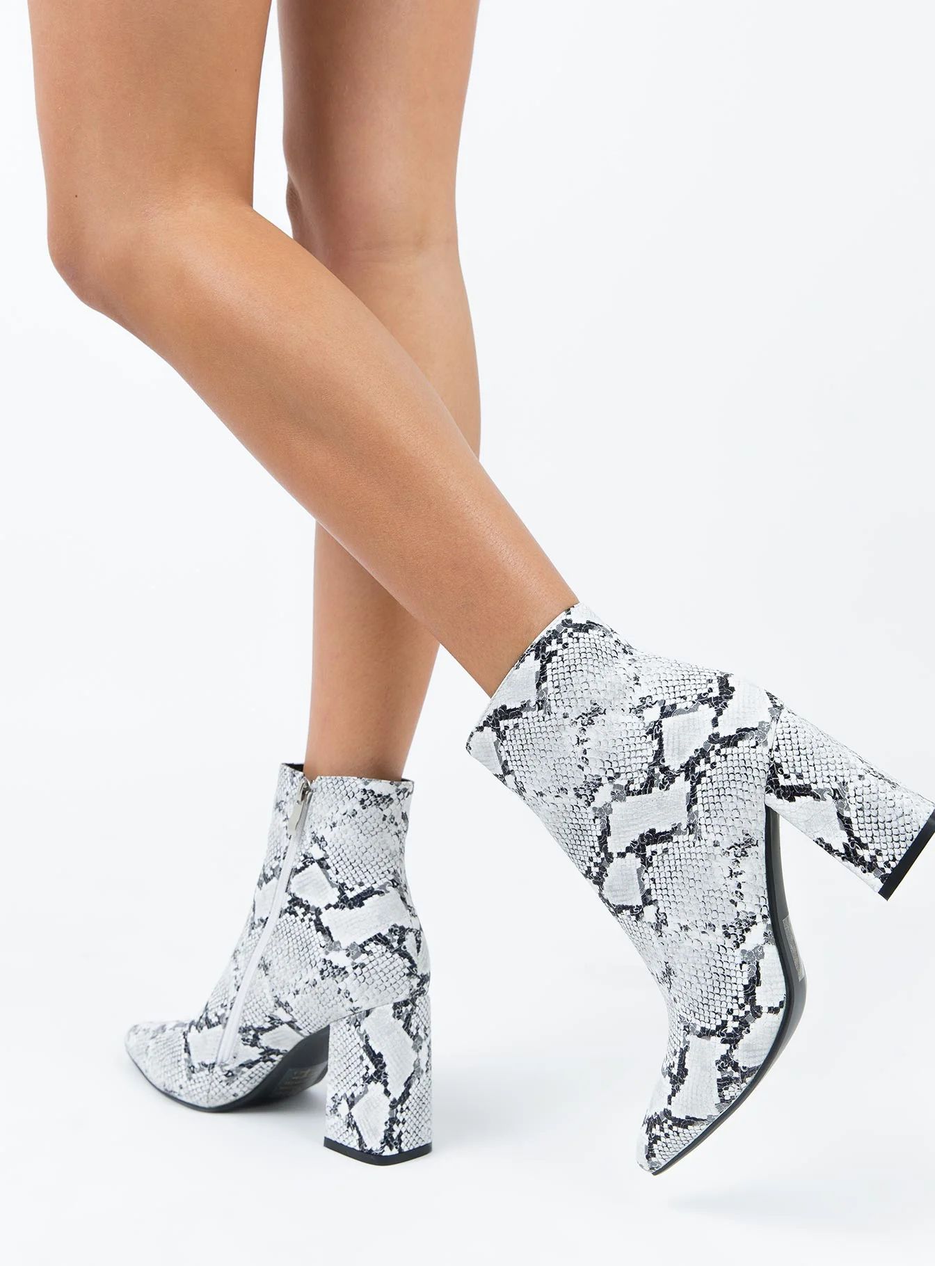 Therapy Snake Alloy Boots Black/White | Princess Polly AU