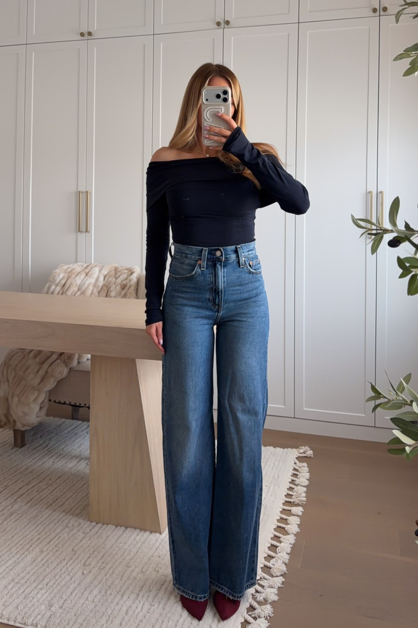 top: xs // jeans: 24 — perfect date night look from amazon! these jeans have been a favorite for years, pair perfectly with a bootie and make ya look a mile long!