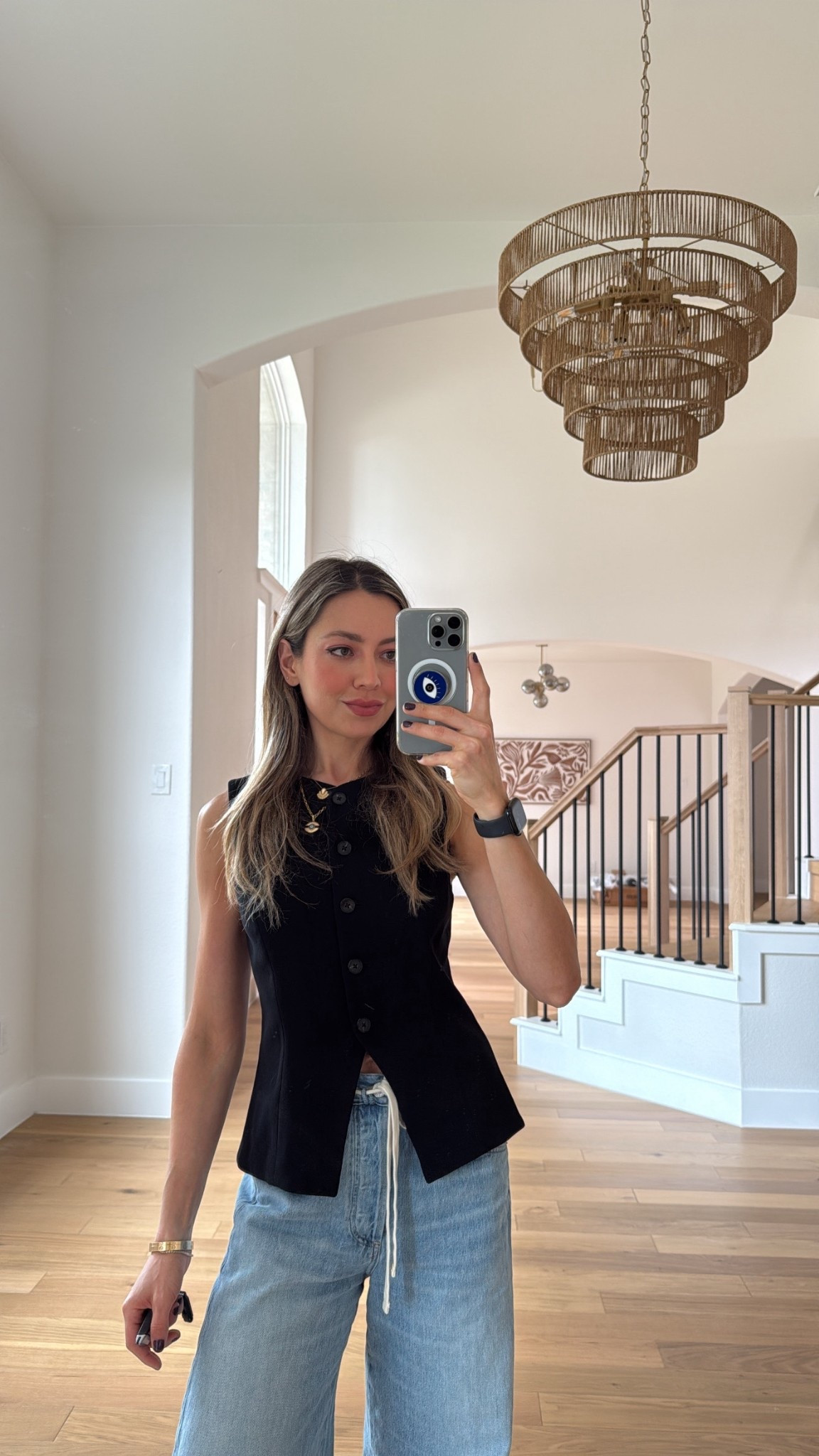 Obsessed with this vest! Layered it with my most-worn jeans that feel like actual pajamas😍 so comfy I live in them. 😂