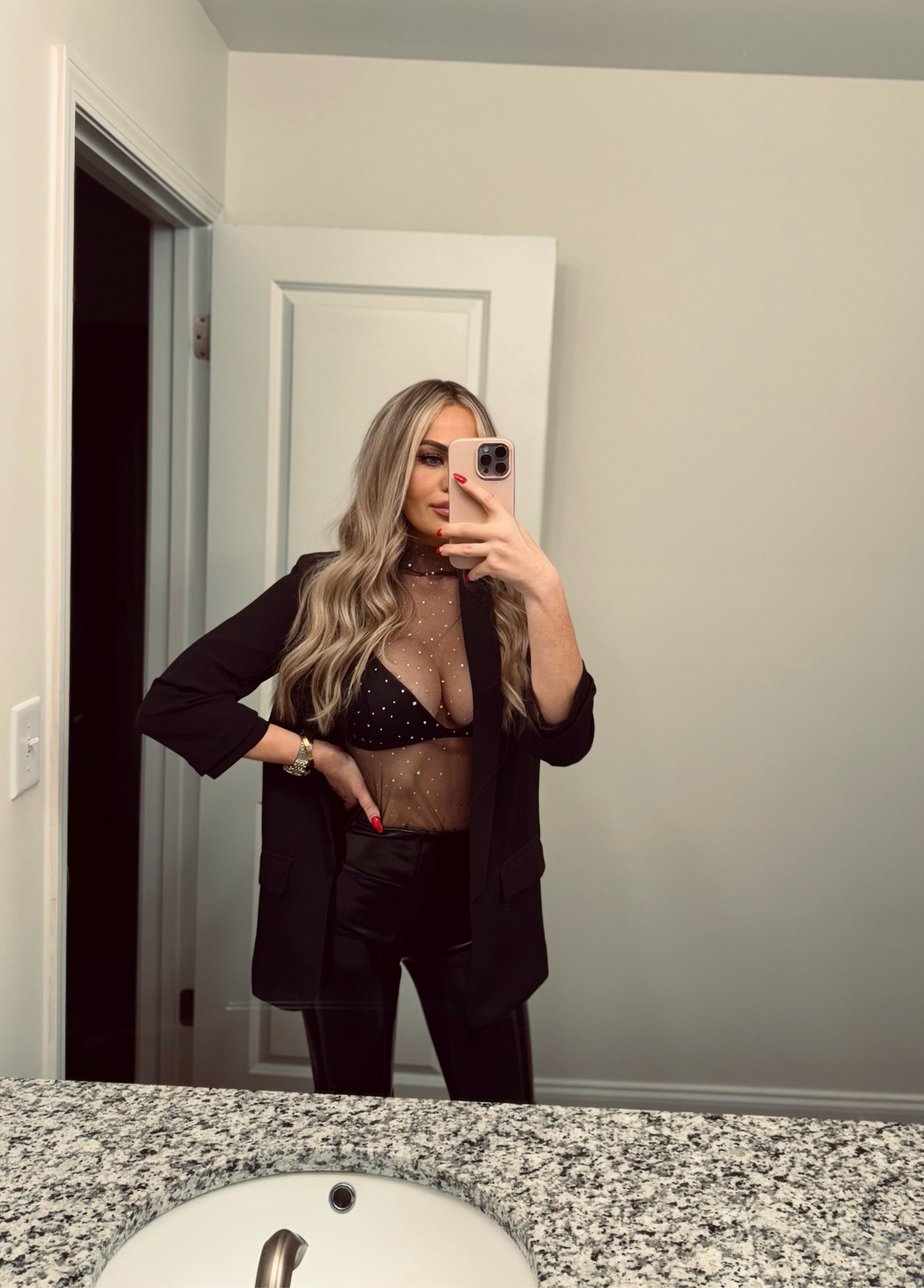 Sexy little date night fit 🪩✨🍸

#LTKParties #LTKHoliday #LTKFindsUnder50