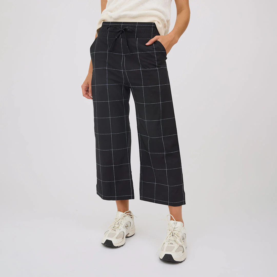 Audrey Wide Leg Pants, Black | Albion Fit