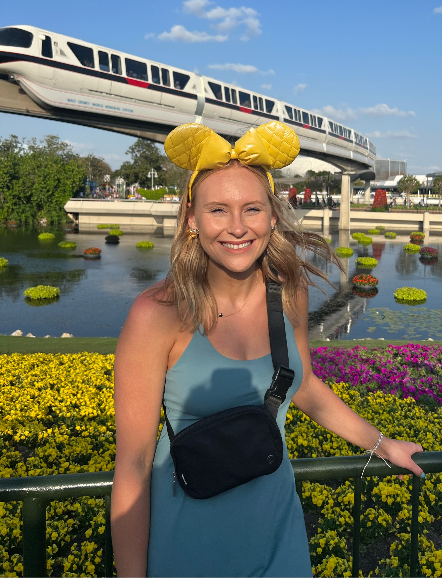 my ears are on sale today💛✨ 

Disney, Disney outfit, Disney fit check, lululemon, park day outfit 

#LTKsalealert