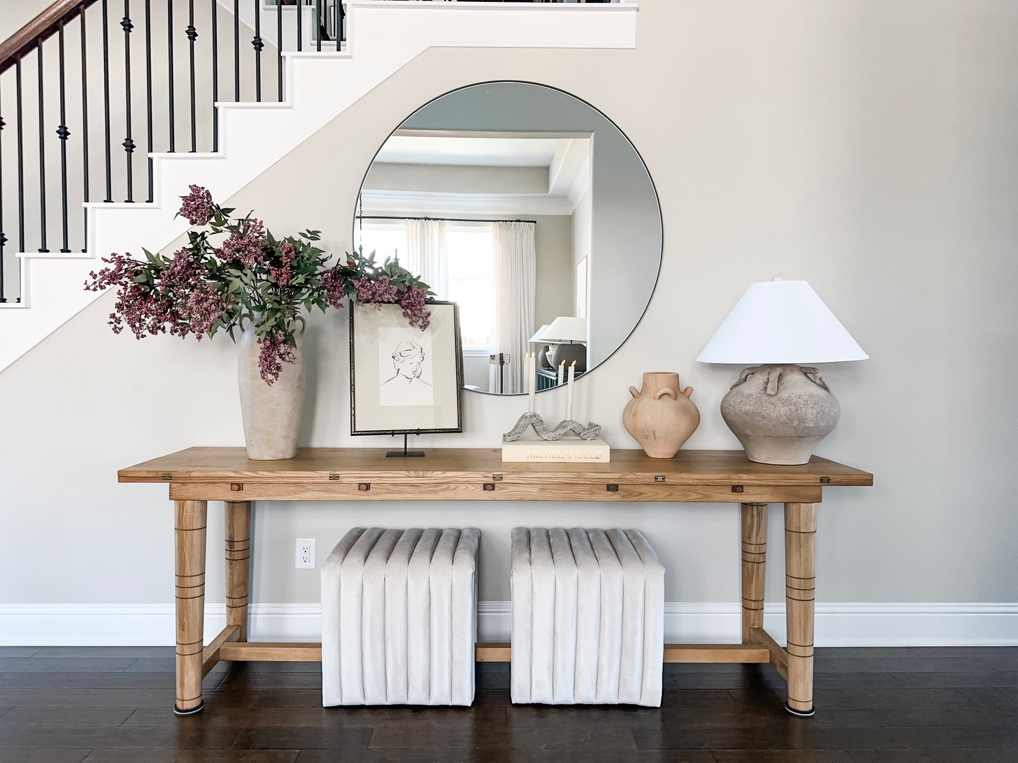 Fall Console Table

Seasonal Decor | Fall-ing in love with your home | Fall decor, fall home, fall home inspo, fall decorating, fall accents, pumpkins, fall colors, autumn home, autumn decor, autumn inspo, autumn decorating, decor finds, autumn colors, fall color scheme

#LTKSeasonal #LTKHome #LTKFindsUnder100