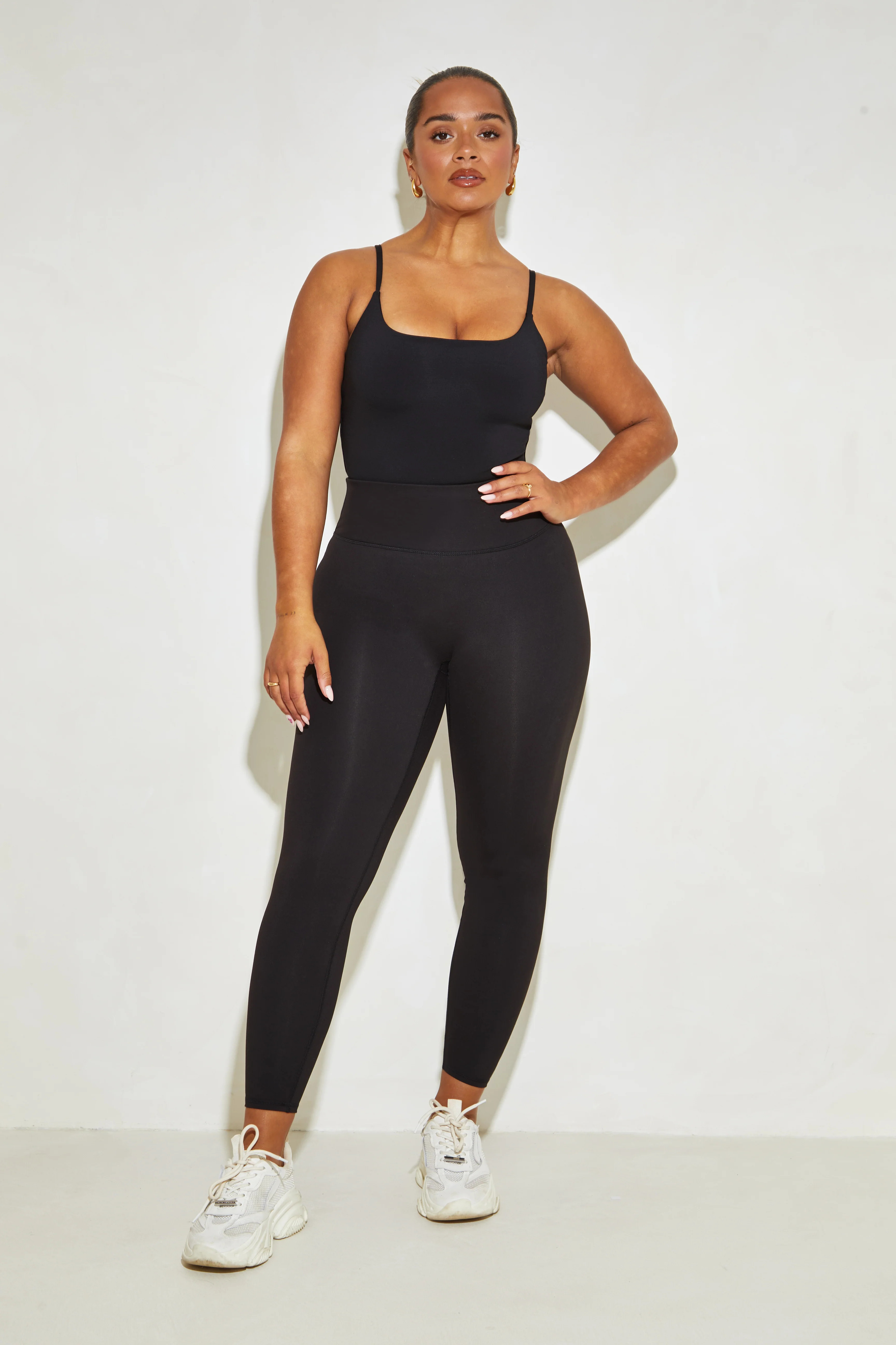 High Waisted Butt-Shaping Signature Leggings | RELR