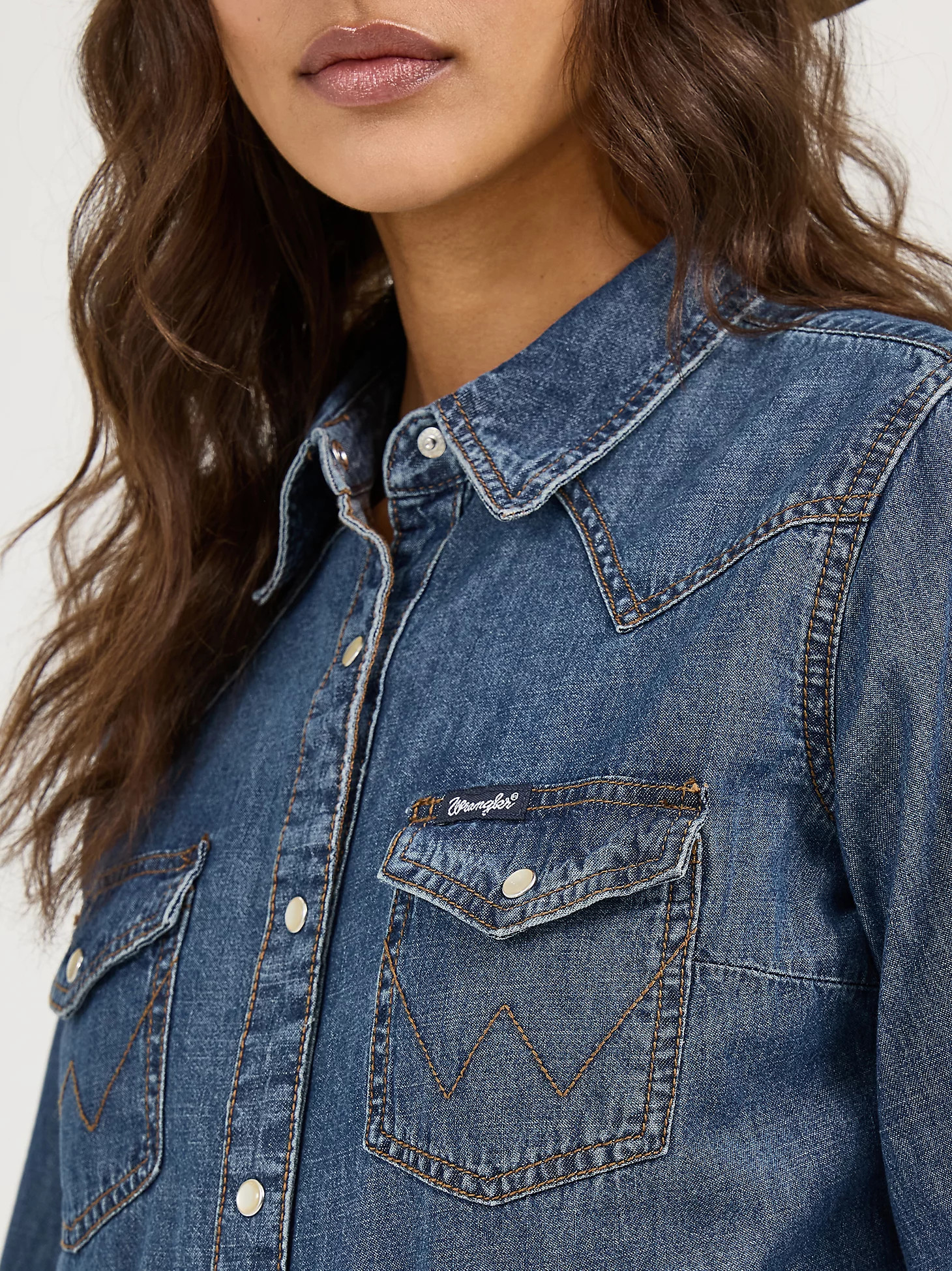 Women's Long Sleeve Western Snap Denim Shirt in Dark Denim | Wrangler
