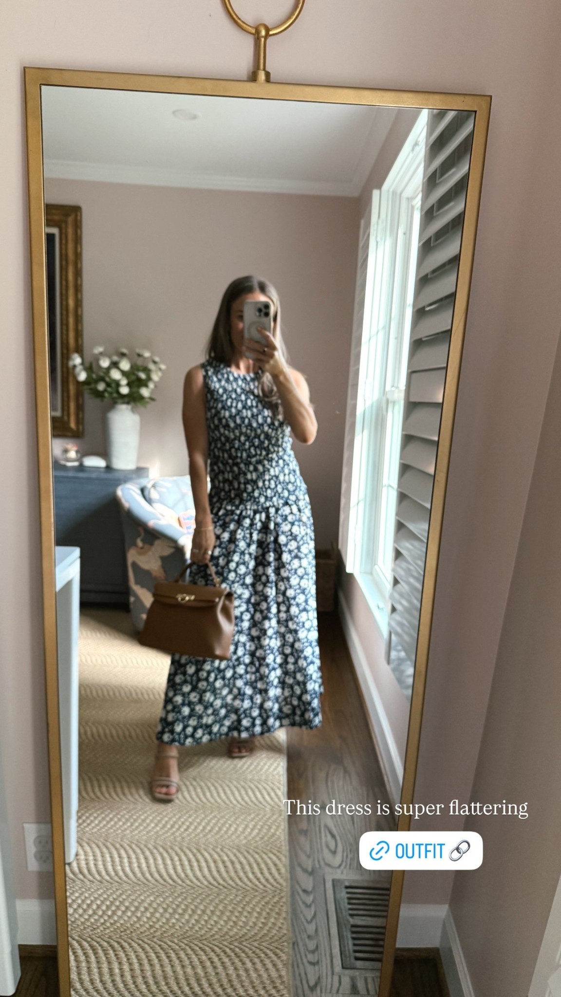 This dress is super flattering and on trend right now! 

#LTKPetite #LTKSeasonal #LTKootd