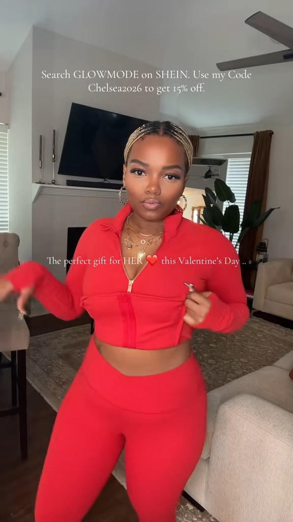 Loveeee this setttt 

#LTKootd #LTKValentine