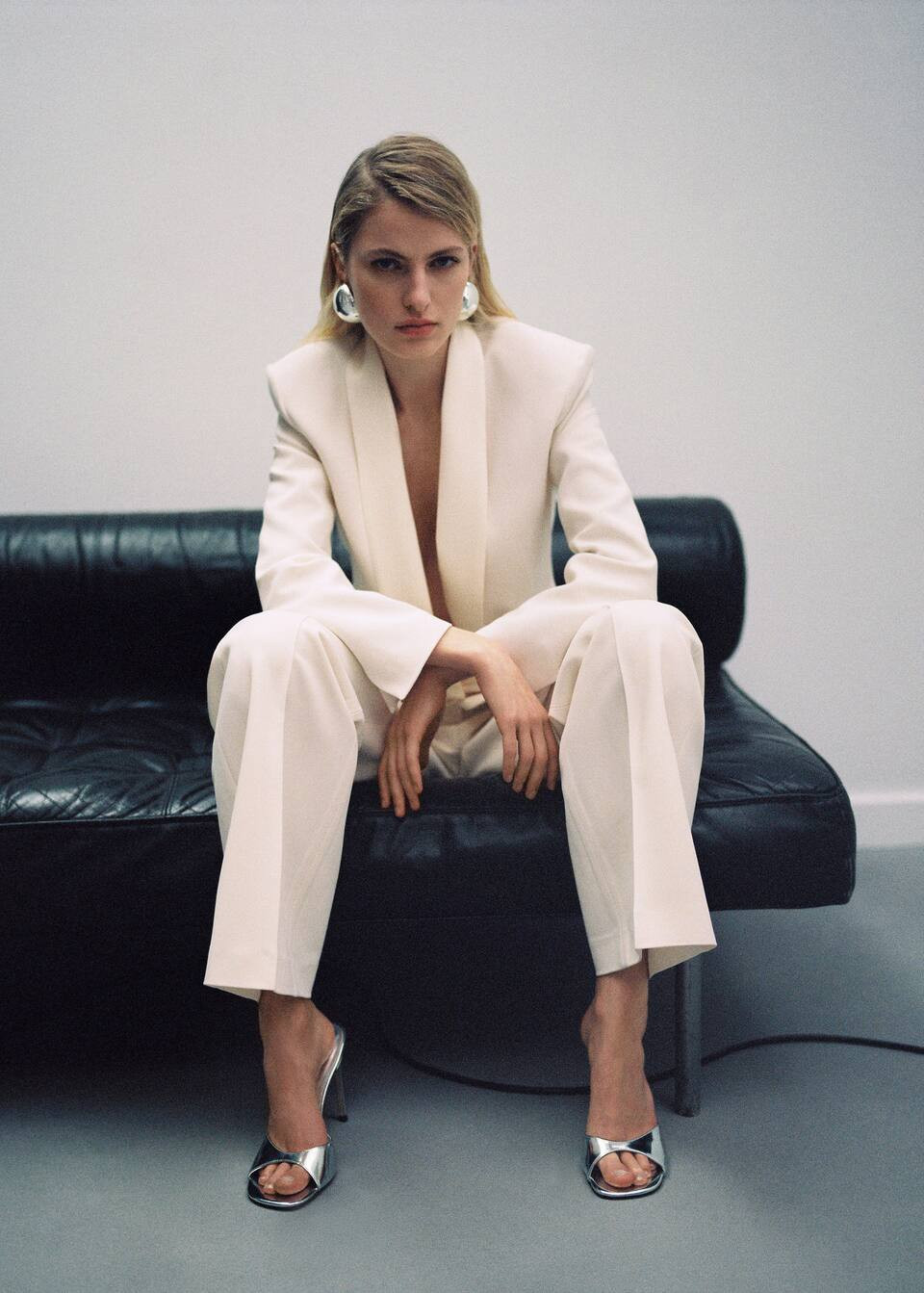 US$ 199.99 | MANGO (US)