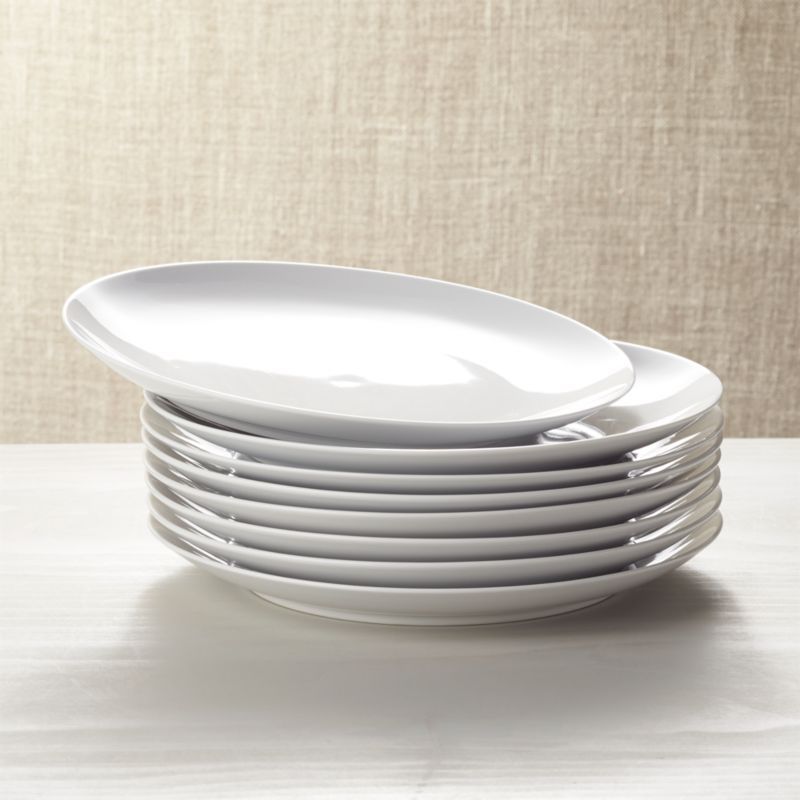 Set of 8 Essential Dinner Plates + Reviews | Crate and Barrel | Crate & Barrel