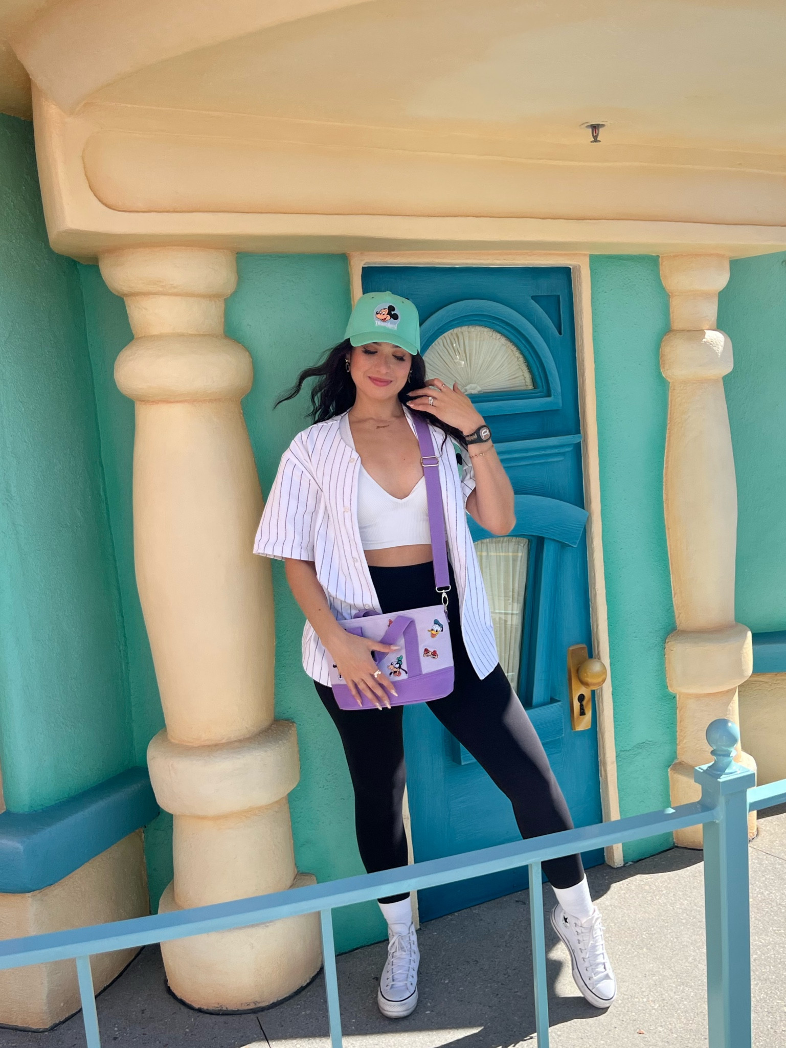 Baseball but make it Disney 💖 
Jersey: size S
Leggings: size 4
Tote & hat sold at Disney parks 