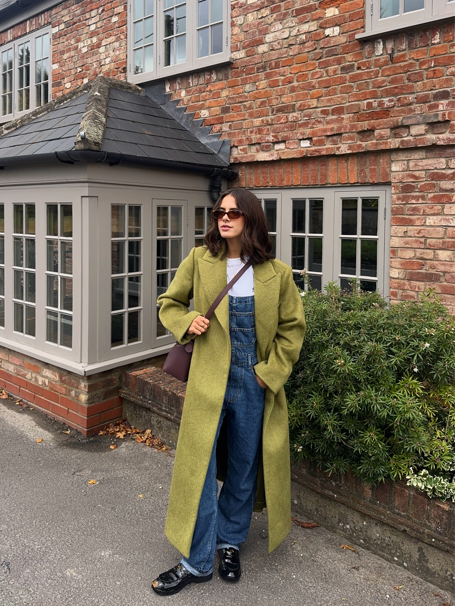 Me 🤝 dungarees 🍂

Free People, Green Coat, Aligne, countryside outfit, wool coat,

#LTKeurope #LTKautumn #LTKuk
