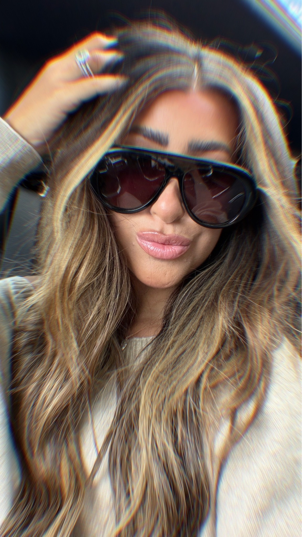 New sunnies: use code LTKSOJOS and LHS15 on set! Wearing med

#LTKOver40 #LTKootd #LTKmomlife