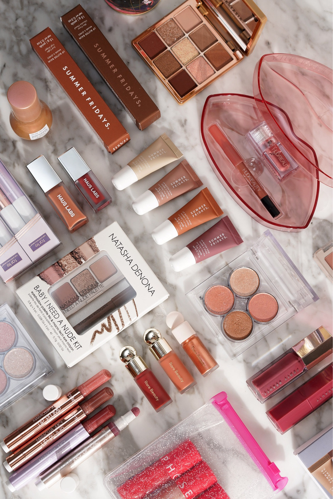 The holiday season is just around the corner and if you’re looking for some super cute beauty gift ideas @kohls x Sephora has tons of amazing options $50 and under! Here are a few I picked up recently (some for myself too). They have something for everyone whether they love lip balms, eyeshadows, skincare and more!

Absolutely love the Moondust Quad, Best of Tarte Lip Set and the Natasha Denona Minis!

#kohlspartner #kohlsfinds

#LTKGiftGuide #LTKHoliday #LTKBeauty