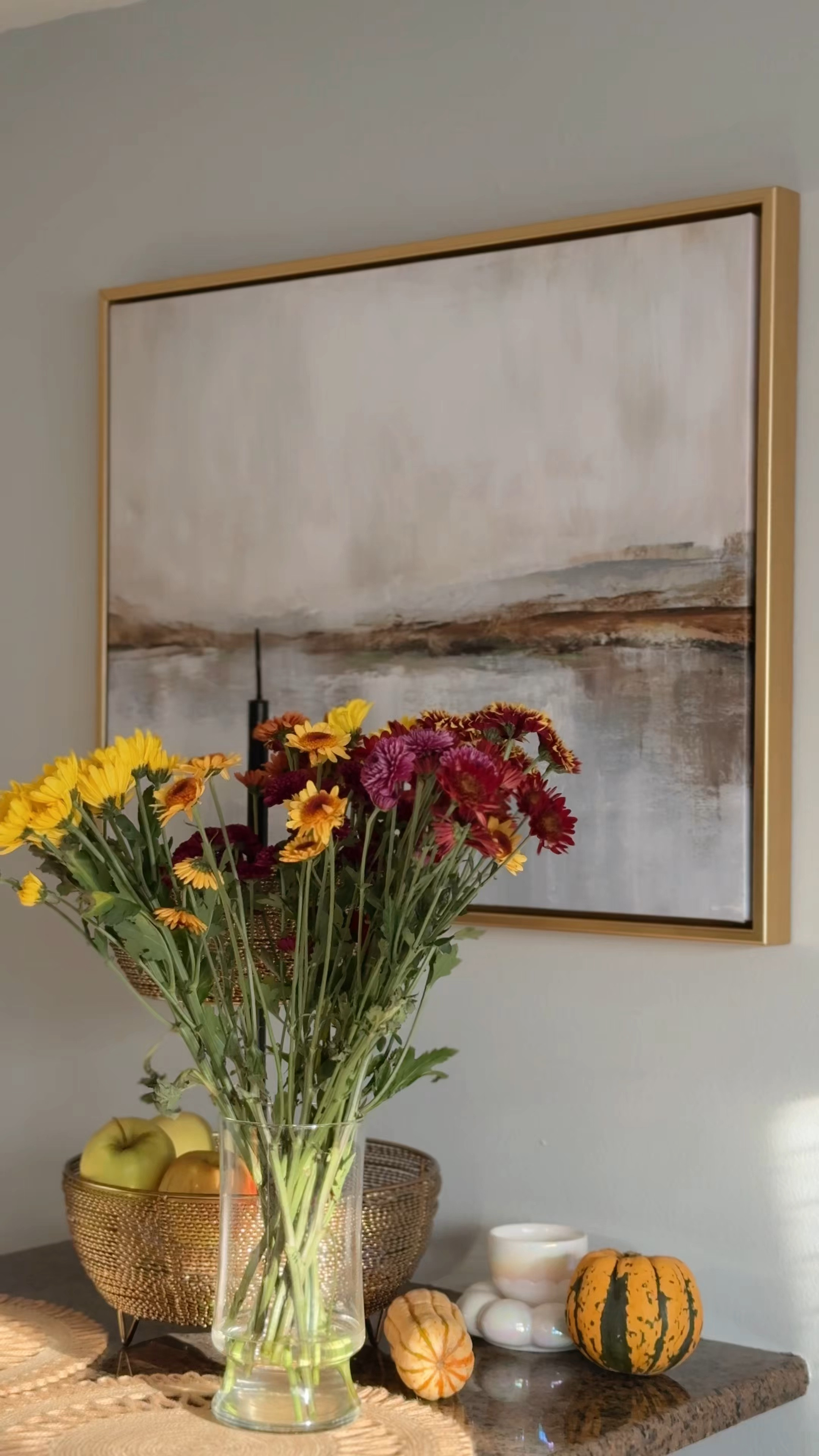 In collaboration with @Wayfair, my little apartment kitchen has undergone a delightful transformation. A newly acquired art piece graces the wall above my table, infusing the space with enchanting fall vibes. The vibrant colors and outstanding quality of the painting! You can easily select the frame color and tailor the size It's a wonderfully neutral piece #OnlyAtWayfair #wayfair #wayfairpartner 
