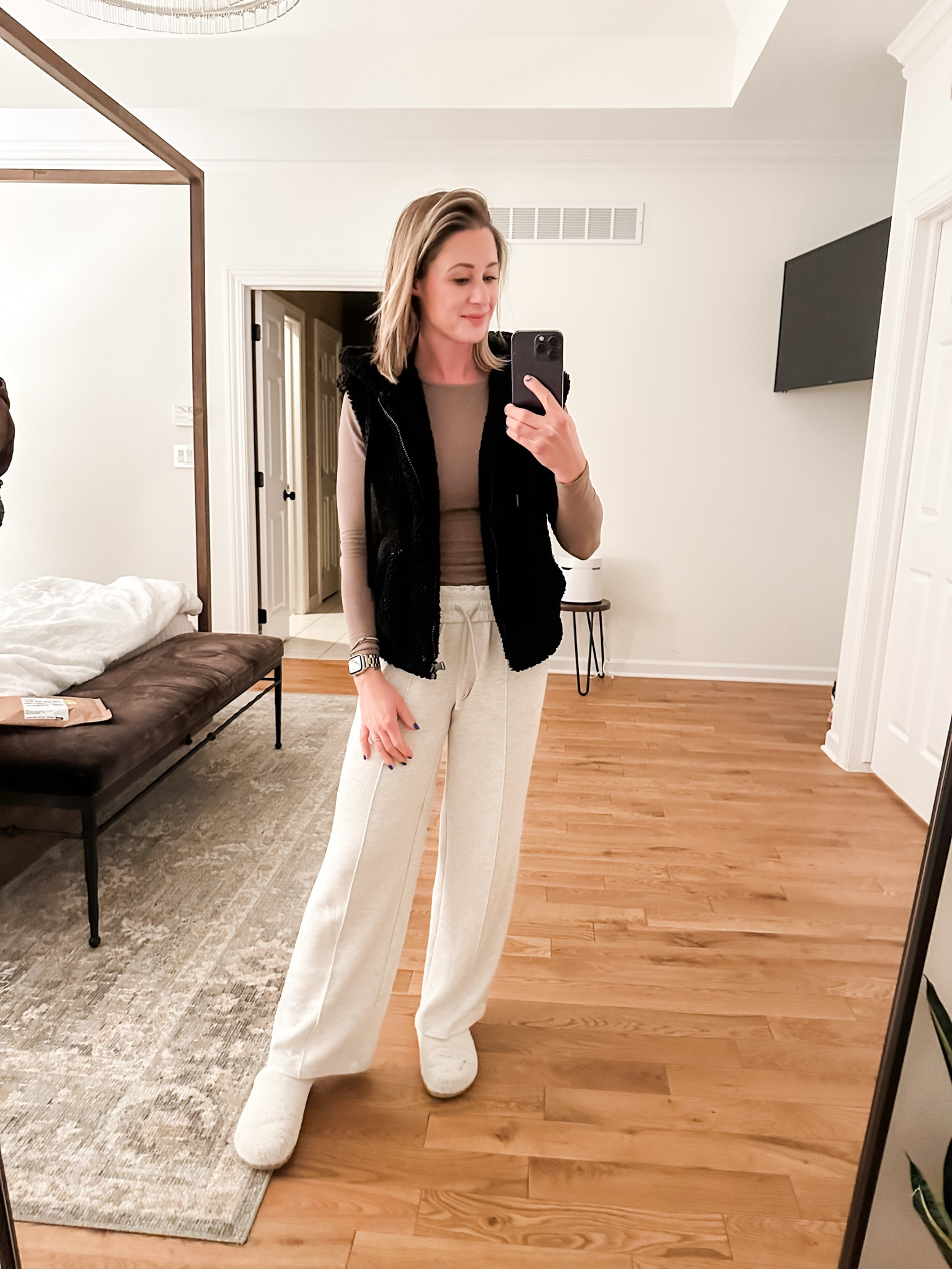 Cozy for a low key date night yesterday  

#LTKMostLoved #LTKStyleTip #LTKFindsUnder100