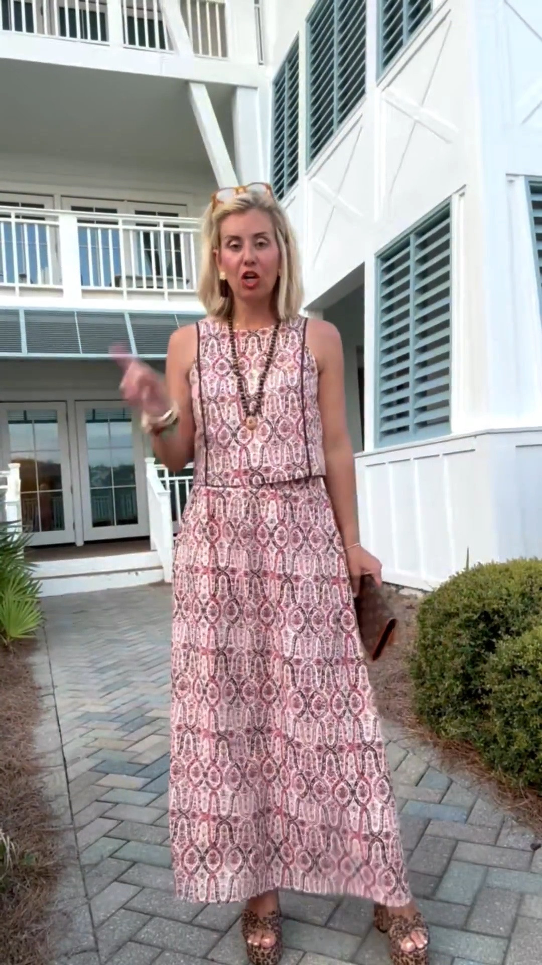 OOTN….headed to dinner is this gorgeous set from Duffield Lane!
Top - xs
Skirt - small
Heels - 8 tts

*code Catherine20 at Allie + Bess

#LTKdayinmylife #LTKootd #LTKTravel
