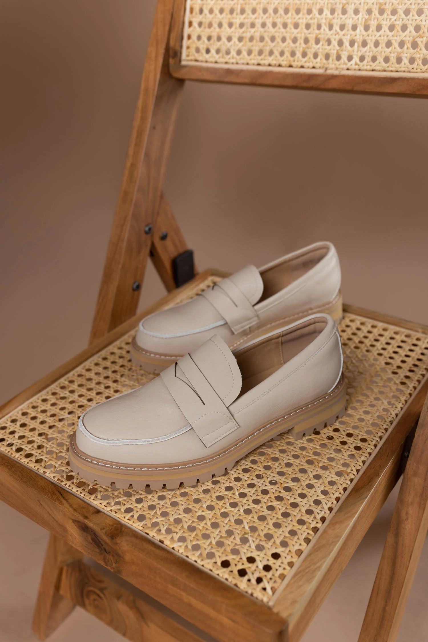 Abigail Loafers in Beige | Böhme US