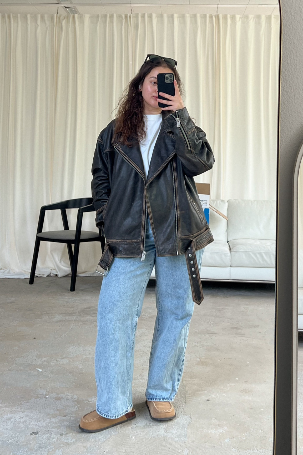 Minimal style inspo. Mid size minimal style inspo. Petite size style inspo. Summer outfit ideas. Petite style. Petite fashion. Mid size fashion. Mid size style. Minimal outfits. Minimal work outfit. Casual chic outfit. Transitional outfit. Spring outfit inspo. Transitional outfit inspo. 

#LTKmidsize #LTKspring #LTKeurope