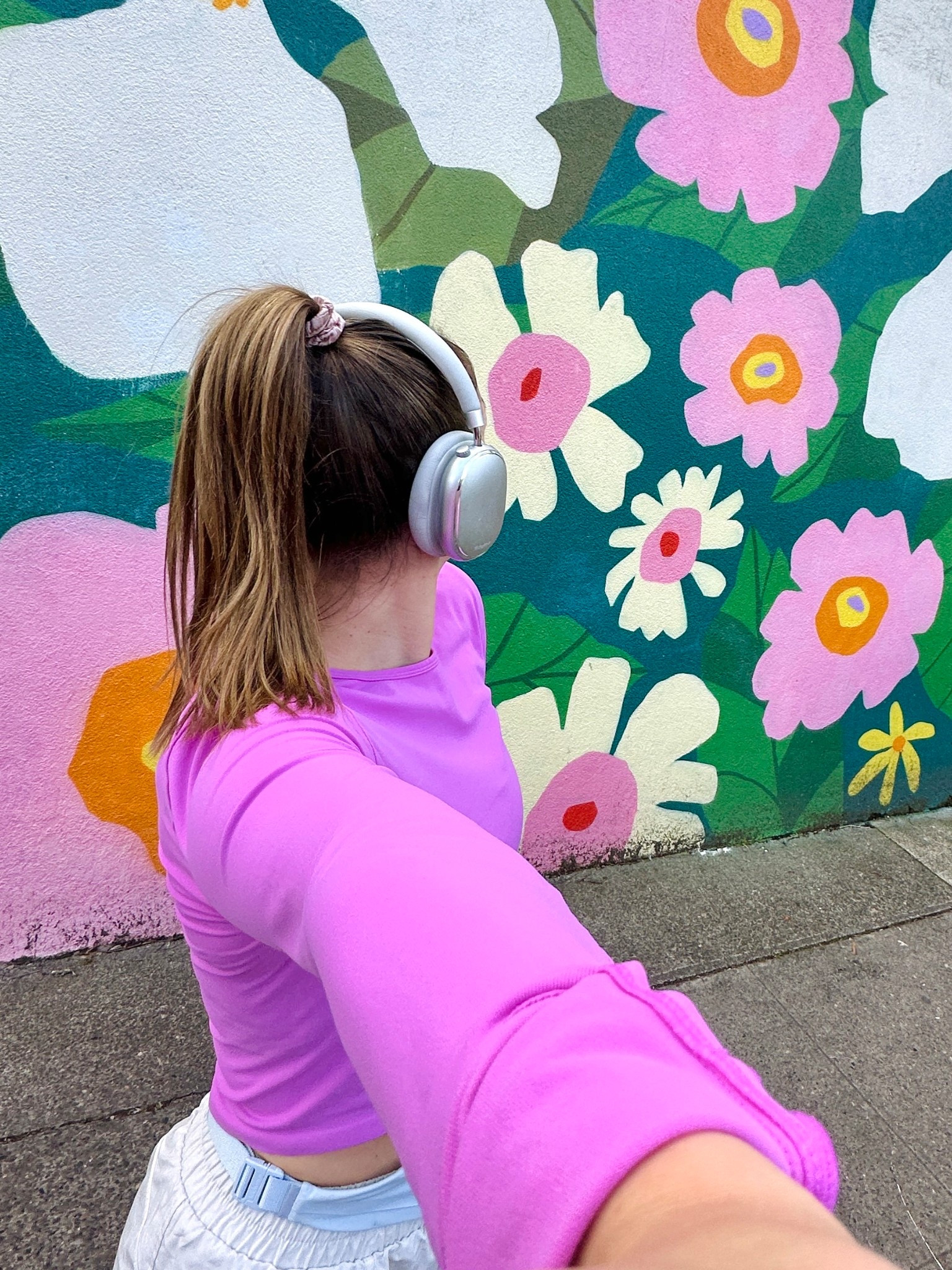 spring running with all the flowers in bloom 🌸🌼✨

#LTKFindsUnder50 #LTKActive