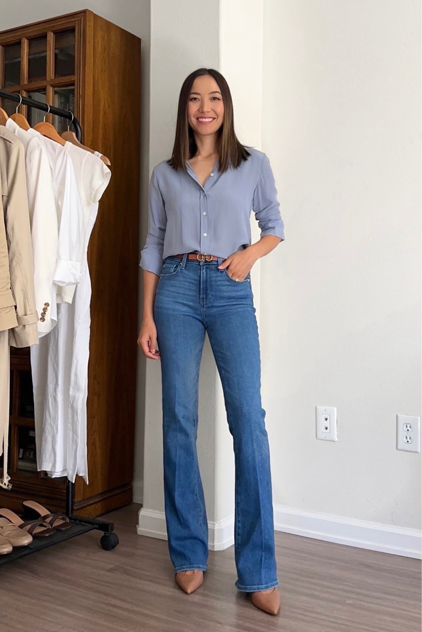 Business casual workwear inspo - linked to similar pieces that are still in-stock at the Nordstrom anniversary sale! 

• Paige flare jeans - linked to this year’s release 
• everlane button down 
• edited pieces mini belt 
• naturalizer heels - linked to this year’s style with a cap toe + other similar styles

Nsale / Nordstrom / workwear / jeans  

#LTKxNSale #LTKWorkwear