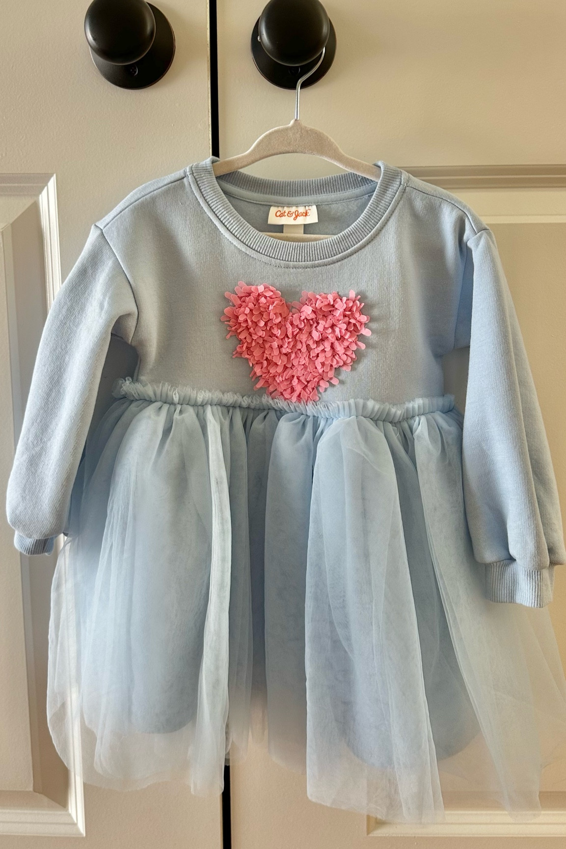 cutest valentine dress 💕


Toddler dress, toddler valentine dress, target toddler dress, target toddler outfit

#LTKKids