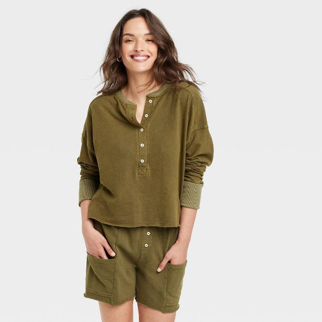 Women's Long Sleeve Henley Neck Cropped Shirt - Universal Thread™ | Target