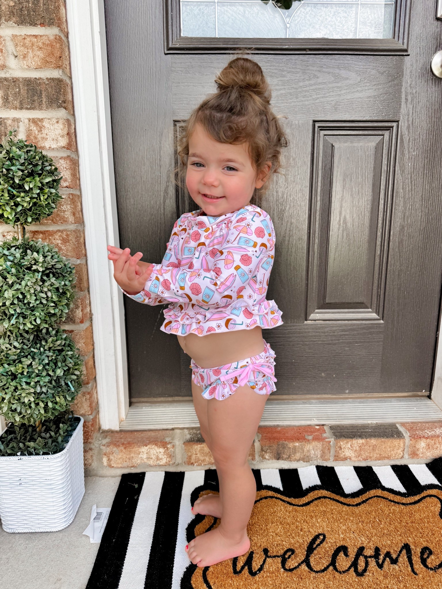 Cutest girls swimsuit ever! Love the rash guard & ruffles 😍 Code “Landon” saves 15% off!

Toddler girl swim / toddler swimsuit / girls swimsuit / rash guard / baby swimsuit /

#LTKSwim #LTKKids #LTKSeasonal