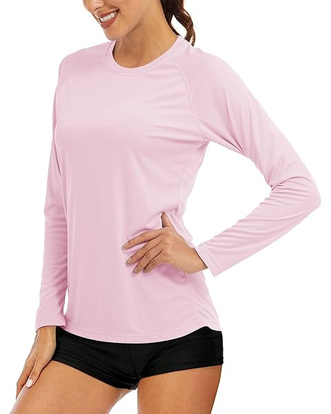 IUGA Rash Guard for Women UPF 50+ SPF UV Protection Long Sleeve Workout Tops with Pockets Dry Fit... | Amazon (US)