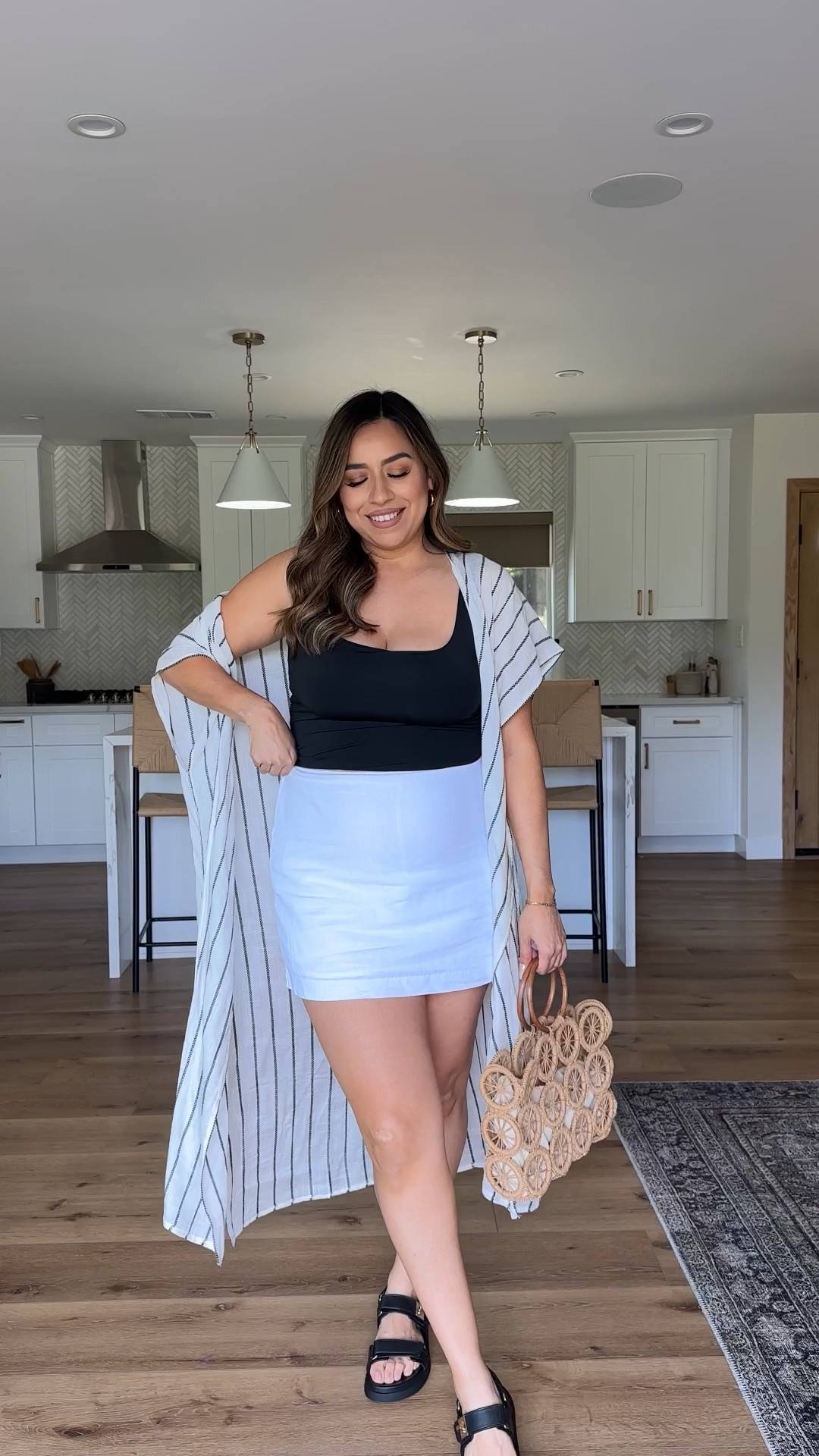 Mini skirts and kimonos, yes please! I’m wearing a size large in my linen skirt! If you have a bump and it’s already bumpin I suggest sizing up! 

#LTKmidsize #LTKstyletip #LTKbump