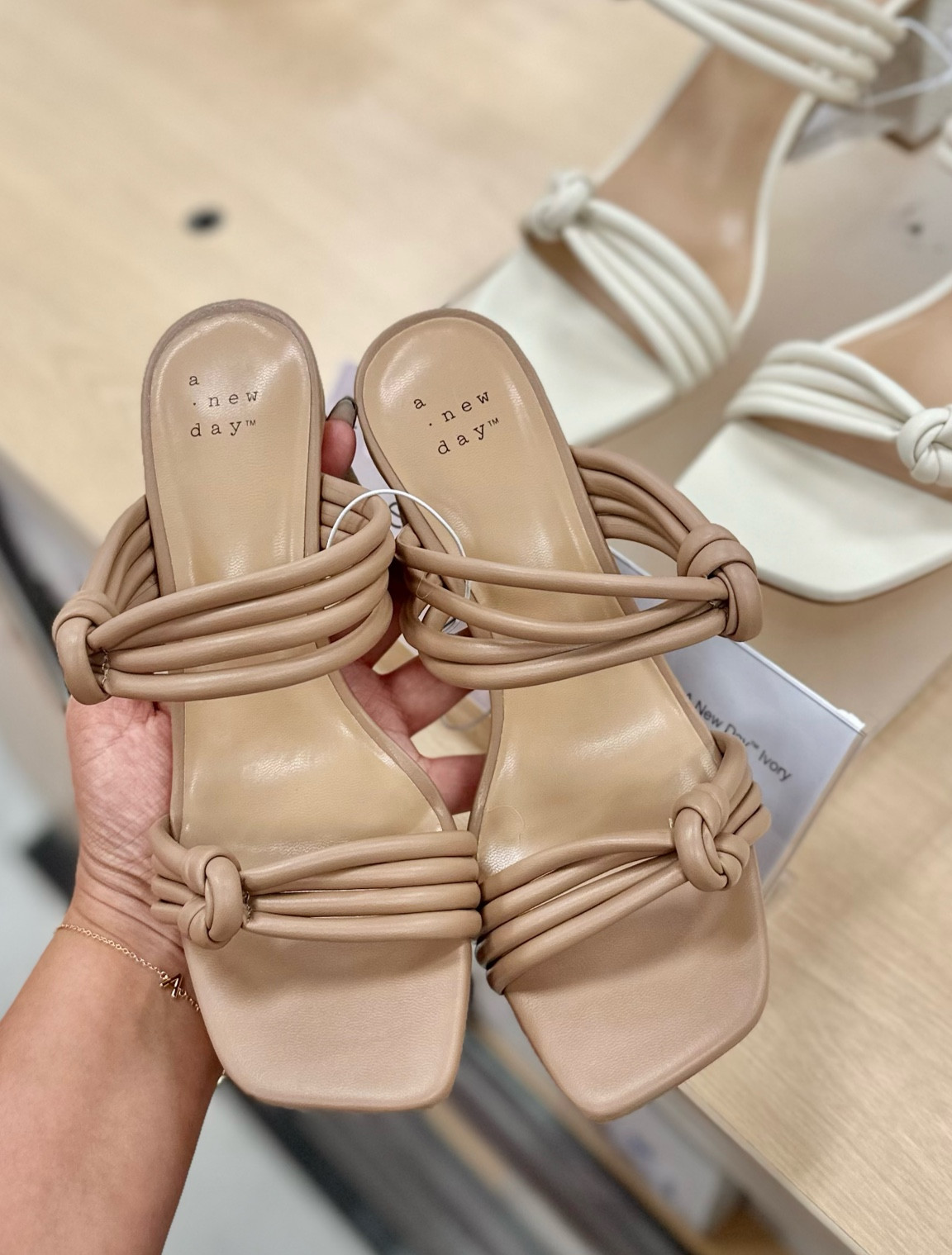 NEW and so pretty😍 These new mule heels by A New Day are available in 3 colors and $37.99🤍


#LTKFind #LTKunder50 #LTKstyletip