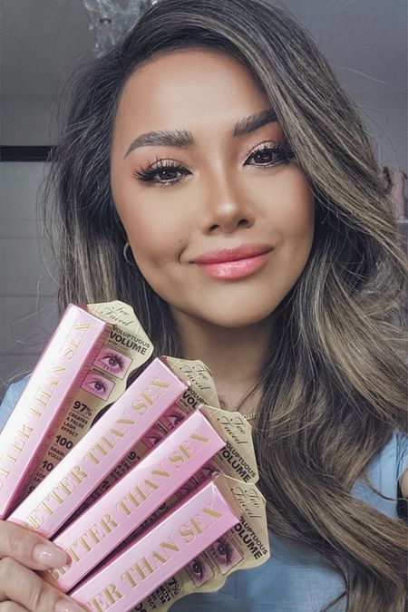 #hsninfluencer #LoveHSN #ad @hsn @toofaced

Too Faced Better Than Sex Mascara Quad Sale at HSN!  
For a limited time, get this set for just $37 (retail value of $116)
New customers get $10 off $20 with code: HSN2024
Making this just $27!

This is my holy grail mascara! Beautiful intense color plus thickens and lengthens!  Stock up now!


#LTKsalealert #LTKfindsunder50 #LTKbeauty