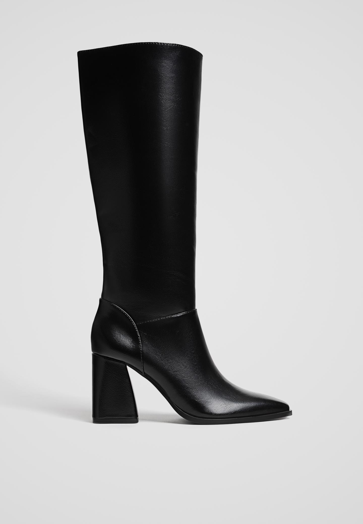 High-heeled boots | Stradivarius (UK)