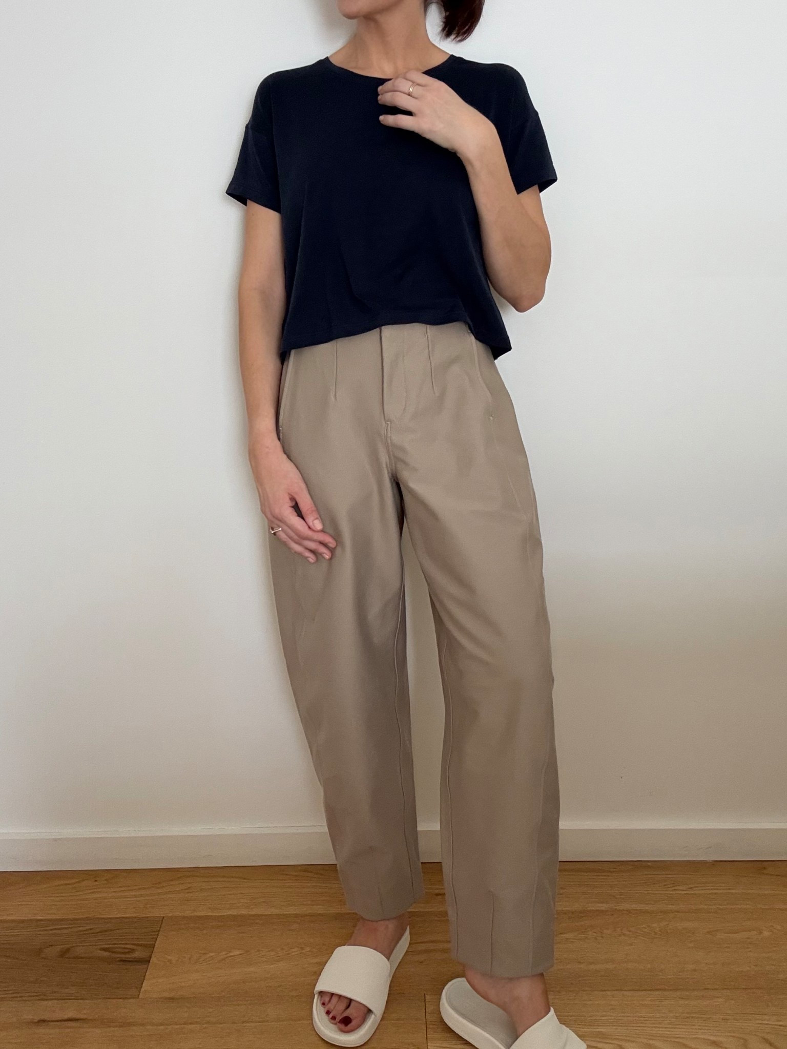 The best barrel leg pants. So soft and comfy but also structured, so they’re super versatile. 

#LTKaustralia #LTKstyletip #LTKautumn