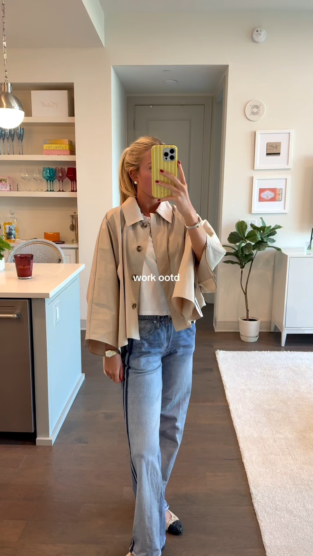 Love a good cape trench and ofc my sweatpant jeans!

#LTKSeasonal #LTKTravel #LTKWorkwear