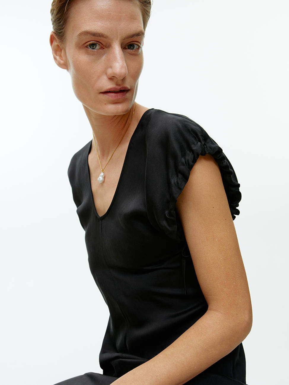 Freshwater Pearl Pendant Necklace | ARKET (US&UK)