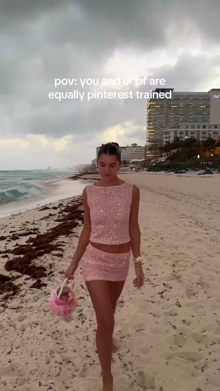 he ate with these 🤏🏼

#pinterestaesthetic #welltrainedbovfriend #instapics