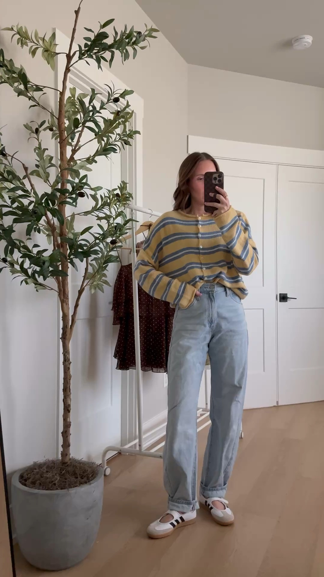 Teacher outfit idea 🍎 the cutest and softest cardigan paired with my favorite barrel jeans for a casual Friday!

Teacher style, classroom style, teacher outfit idea, outfit inspo, yellow striped cardigan, barrel cinch waist, Levi’s 