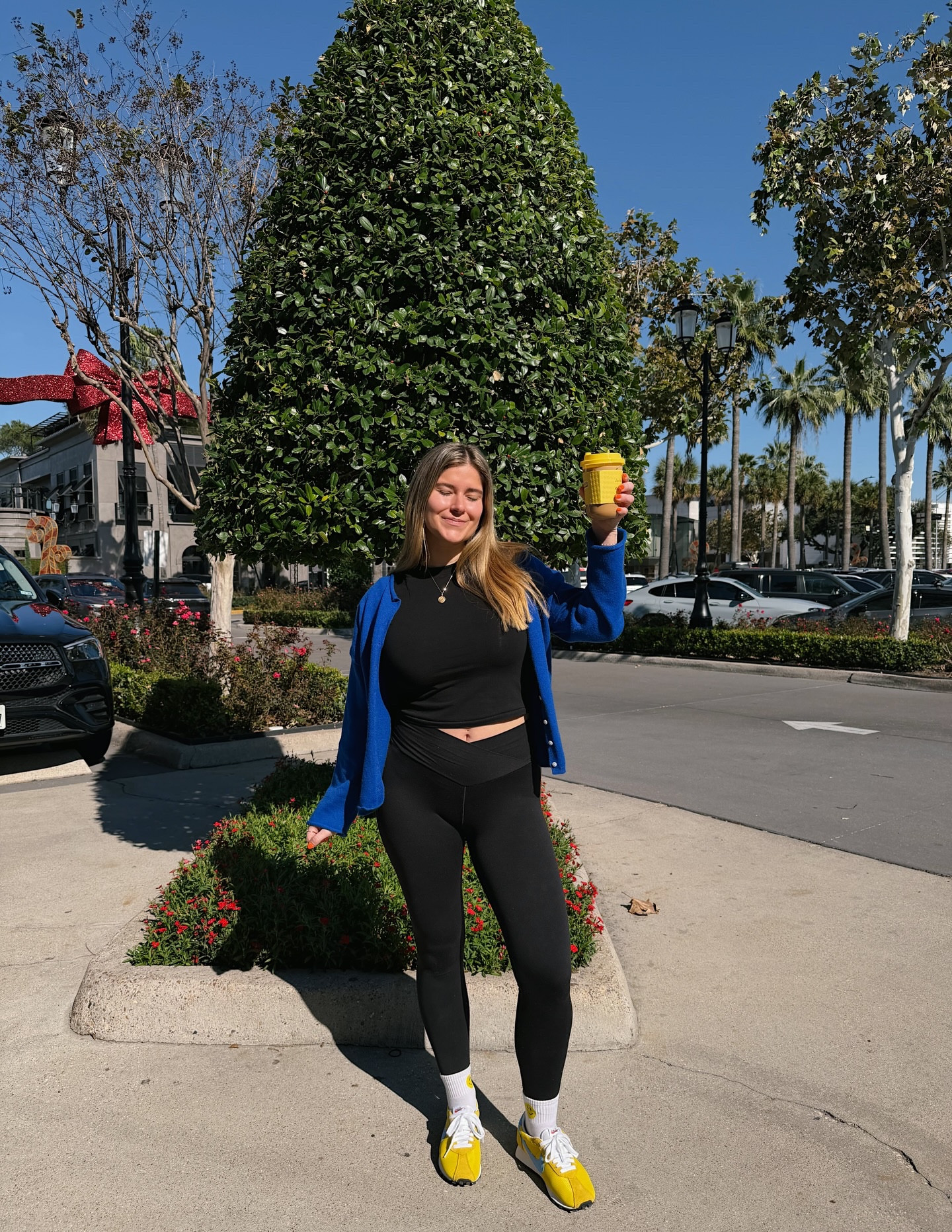 wanna go get coffee?💛
•
•
•
#coffee #coffeeoftheday #coffeeshop #lalaland #coffeeislife

#LTKdayinmylife #LTKvlog #LTKootd