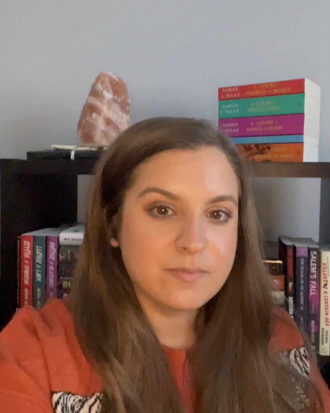 10 Before the End 📚 I can’t believe it’s already November and they’re only two months left of 2025. I feel like this year has just flown by! With only two months left, here are the 10 books I’m hoping to read by the end of 2025

Physical Books:
🖤 The Crash - Freida McFadden
🖤 The Pumpkin Spice Cafe - Laurie Gilmore
🖤 Cash - Jessica Peterson
🖤 The Spellshop - Sarah Beth Durst
🖤 The Only One Left - Riley Sager

Advanced Copies:
🖤 Knives, Seasoning, and a Dash of Love - Karina Kwan
🖤 Drive Me Home - Carly Robyn
🖤 Game On - Ki Stephens
🖤 Much Ado about Margaret - Madeleine Roux
🖤 Ne’er Duke Well - Alexandra Vasti


#10beforetheend #booktok #whatimreading #toberead 

#LTKHome #LTKFindsUnder50