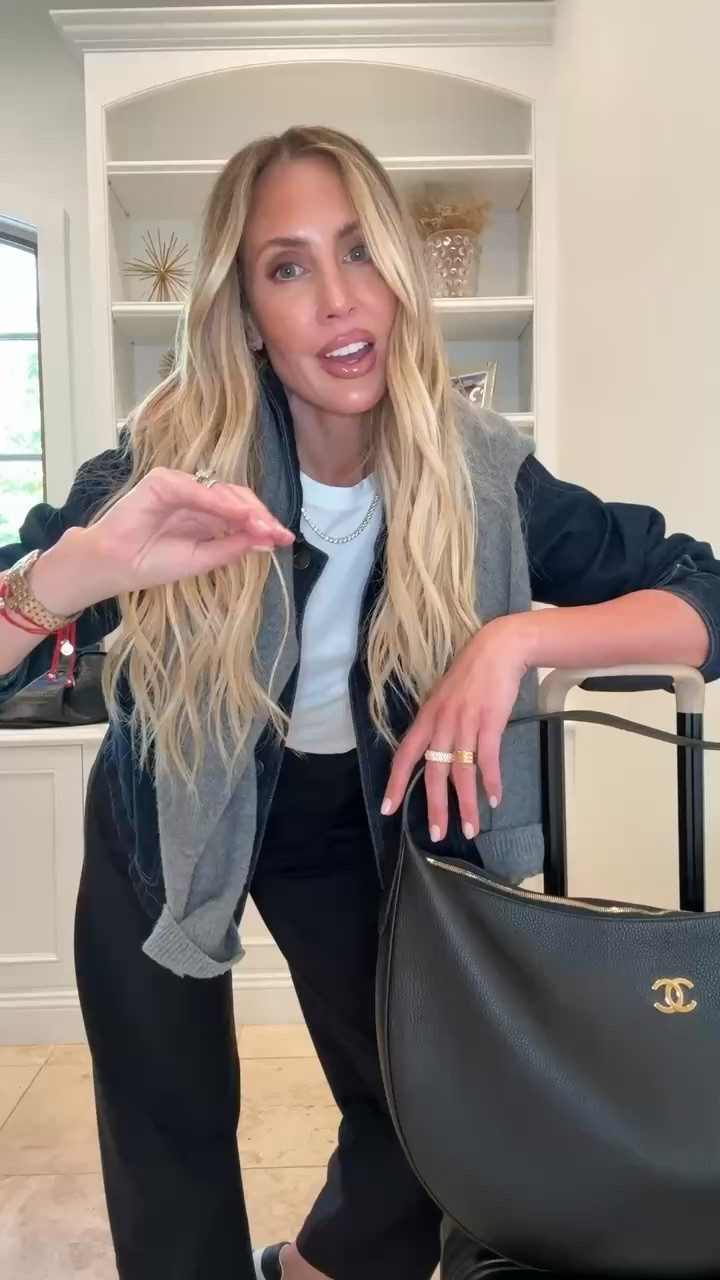 These are my all time favorite pants. They’re great for travel days, lunch with girlfriends, sports practices and date night!

Height: 5’6”
Weight: 115lbs
Jacket size: small
Sweater size: small
Shirt size: small
Pants size: 2, standard

#LTKdayinmylife #LTKgrwm