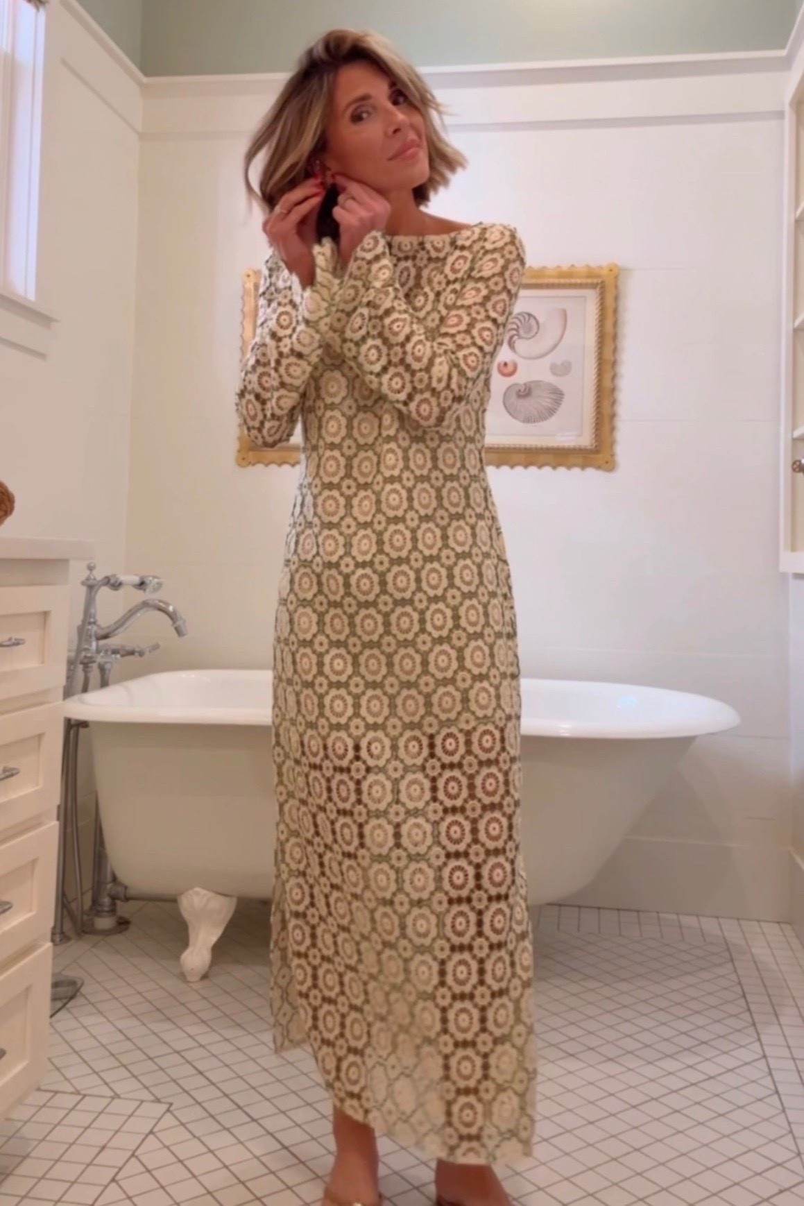 This dress is perfect for your next vacation or on any resort.


#LTKTravel #LTKootd