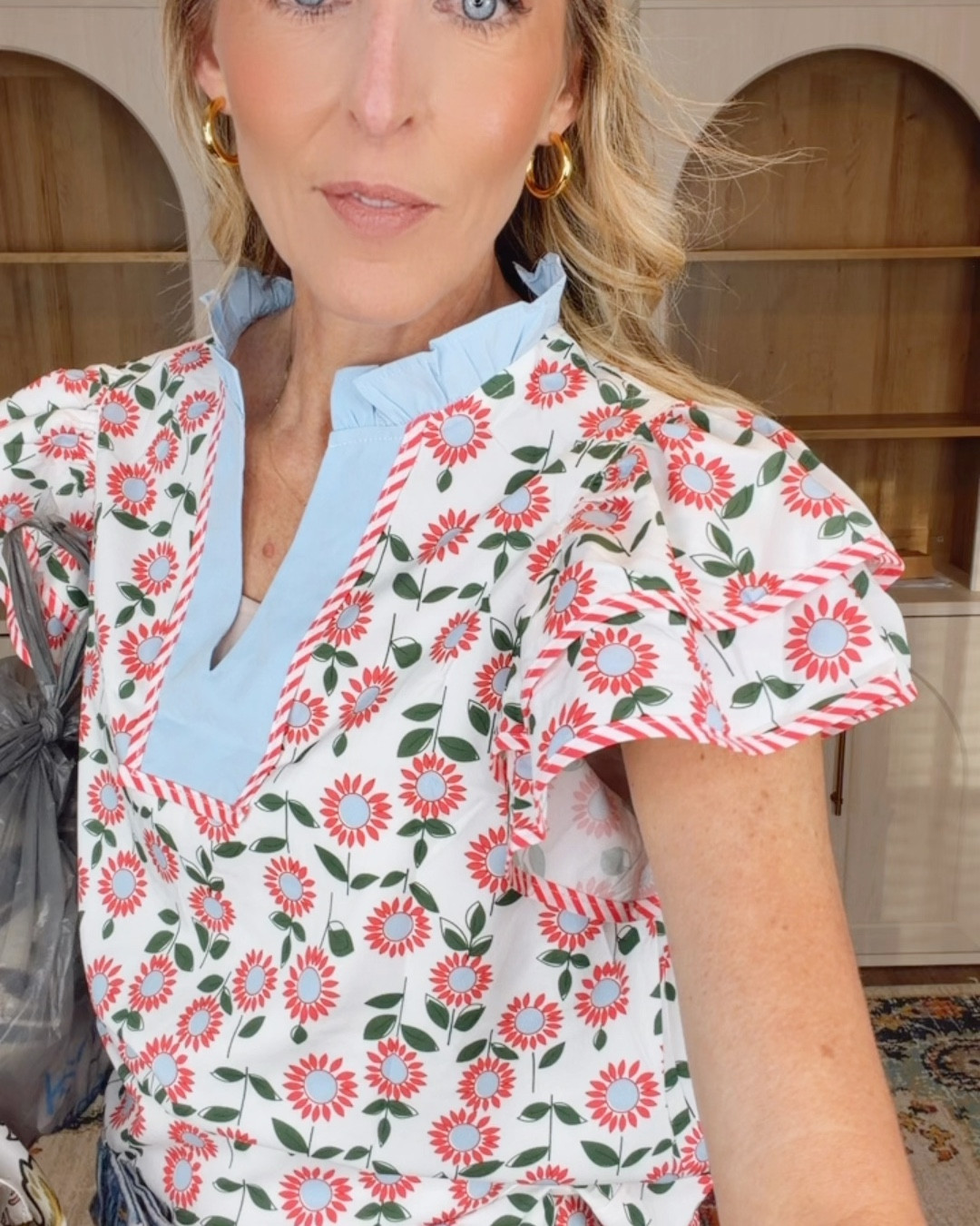 Steal my Sunday style before it’s Sunday because I don’t want you to miss out on these gorgeous beaded bags or this gorgeous maxi dress. I do think both of these will be so great into spring trending now.  XS in dress 

#LTKmomlife #LTKootd #LTKgrwm