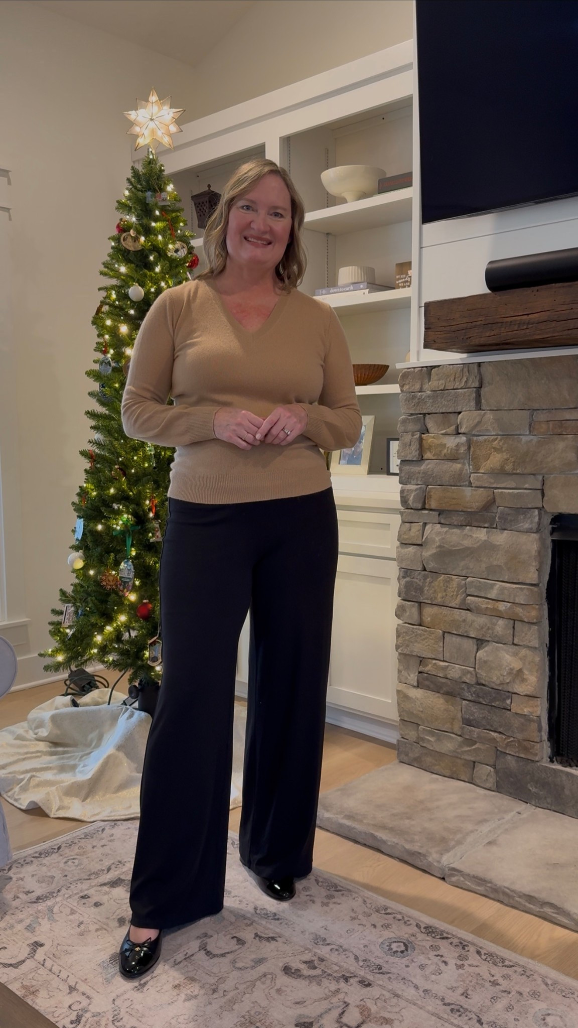 How to style a classic and elevated holiday outfit 🎄 I've got an easy outfit formula using classic and elevated pieces from @NeimanMarcus you can wear during the holidays AND throughout the winter season! #NeimanMarcus #NeimanMarcusPartner  

 

#LTKMidsize #LTKHoliday #LTKSeasonal