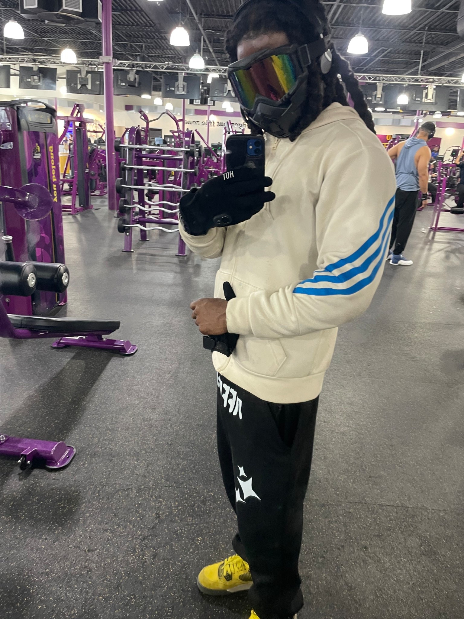 Today I went to the gym for a work out wearing my favorite adidas hoodie ft peloton 

#LTKActive #LTKdayinmylife #LTKMens