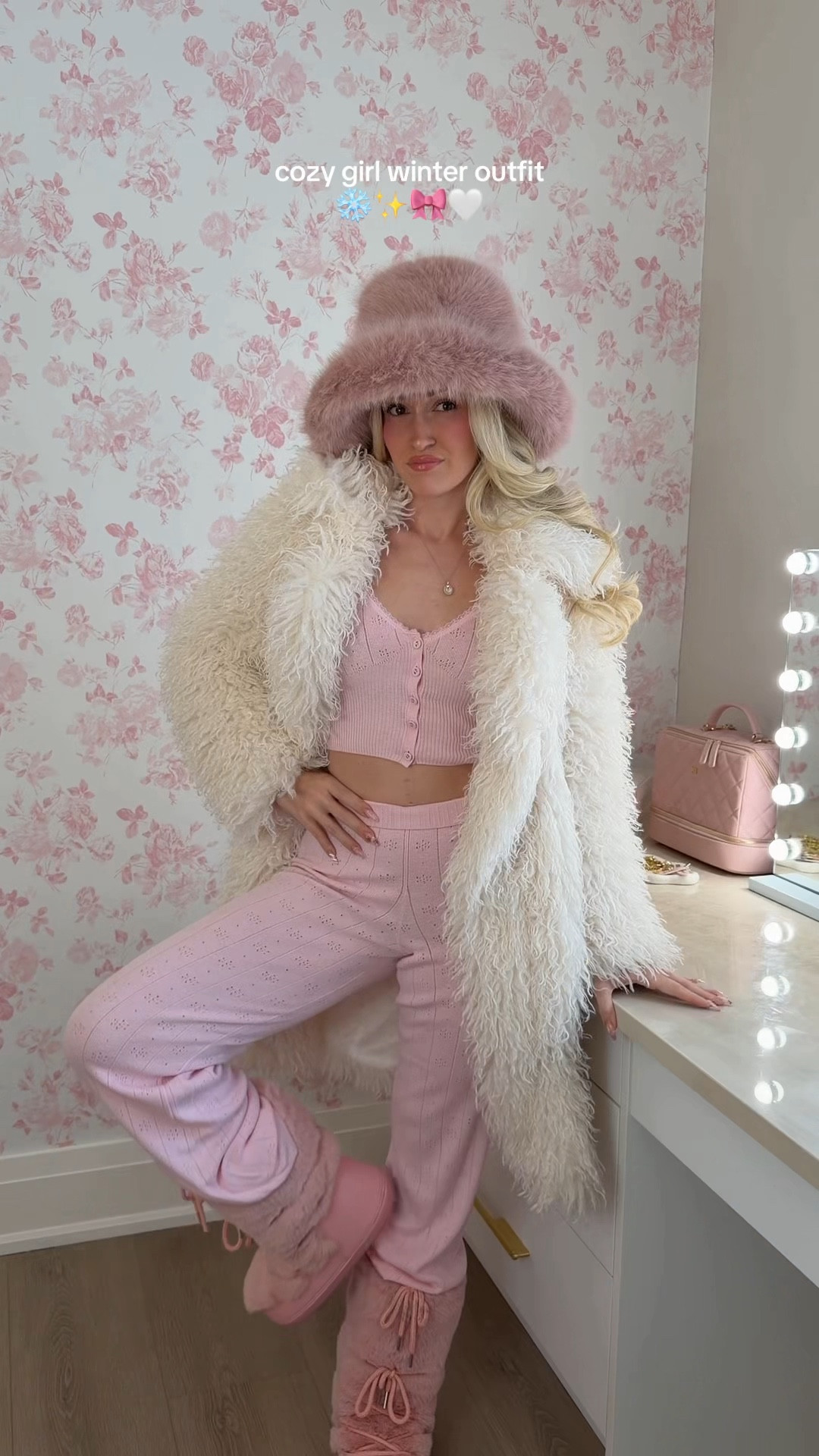 cute girly pink cozy winter outfit idea 🎀

#LTKwinter #LTKstyletip #LTKcanada